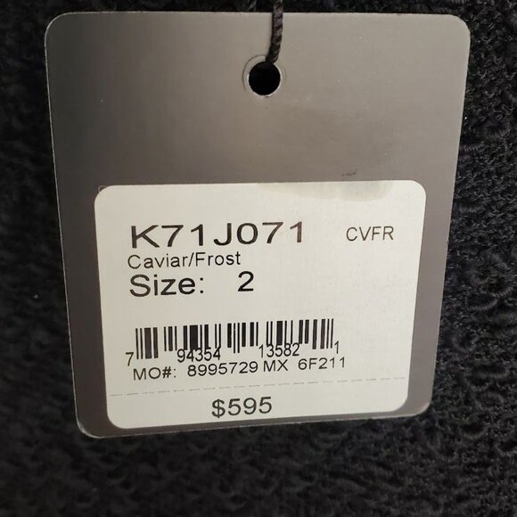 St. John Bouclé Skirt Caviar Frost Size 2 Fringe Hem NWT Couture - Picture 3 of 4